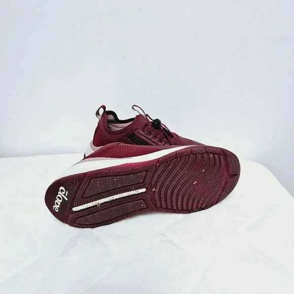 CLOVE burgundy slip on leather comfort sneakers 6 - Picture 7 of 14